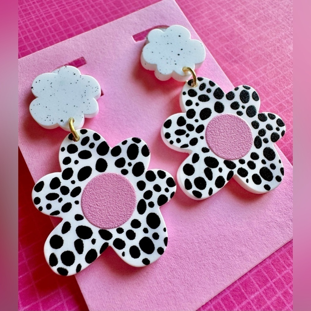 New Black White Pink Dot Daisy Flower Retro 80s Style Matte Finish Earrings - 2”